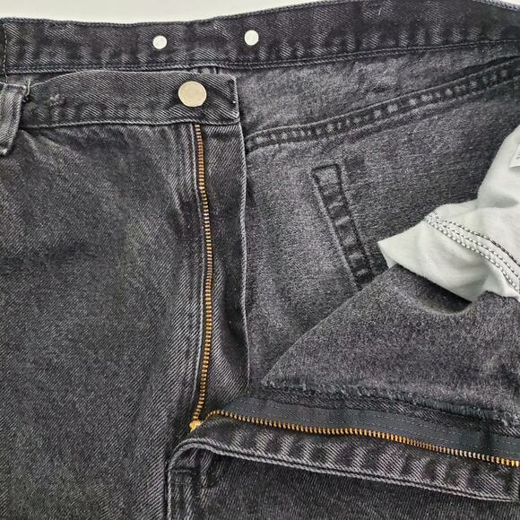 Wrangler relaxed fit mens 40x30 black faded jeans Suspender buttons - Picture 5 of 8